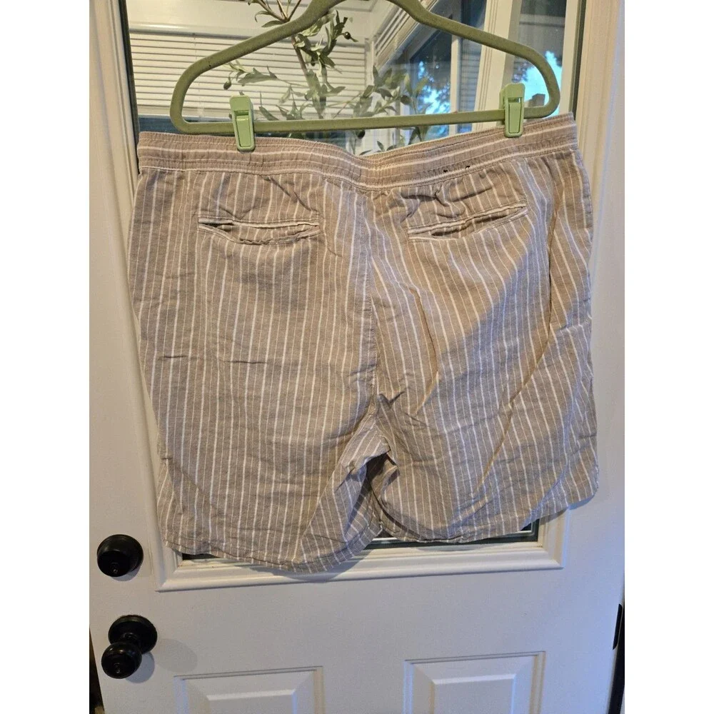 Banana Republic linen-blend drawstring deck shorts neutral tan/ white Men's XXL